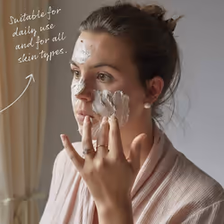 UpCircle The Pamper Kit - 7 Pieces - Sample Tester Pack Of Full Range - Perfect Gift Idea, Wedding Favour - Natural, Vegan, Cruelty-Free - Additional view 5
