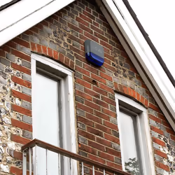Veho Cave Wireless Outdoor Siren with Battery - Additional view 6