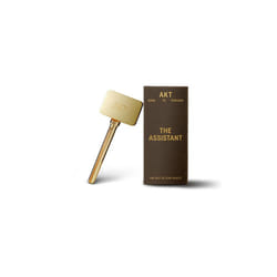 AKT, THE ASSISTANT. Tube squeezer key â The key to ZERO WASTE. 100% PLASTIC FREE & RECYCLABLE â Squeeze out every last drop of your NATURAL