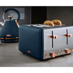 TOWER Cavaletto 1.7L 3 KW Pyramid Kettle and 4 Slice 1600W Toaster. Matching Kettle & 4 Slice Toaster Set in Midnight Blue & Rose Gold