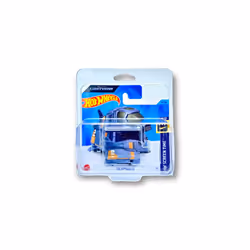 The Armadillo (Lightyear Original) 5/10 HW Screen Time 2023-79/250 (Short Card) - COMES IN A KLAS CAR KEEPER PROTECTIVE COLLE ...