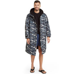 Regatta Outdoor Active Unisex Waterproof Zip Surfing Beach Changing Robe - SM, Black Camo/Black