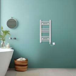 Bathroom Curved Prefilled Electric Heated Towel Rail Ladder Warmer Radiator - Chrome, 600x300mm