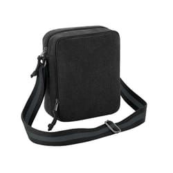 Quadra Vintage Canvas Crossbody Bag