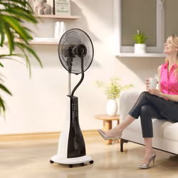 HOMCOM Spray Misting Fan, Pedestal Fan with Oscillation, Tilt, Wheels