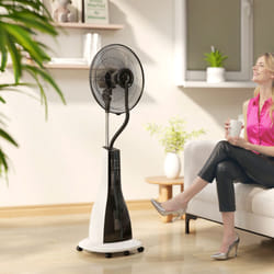 HOMCOM Spray Misting Fan, Pedestal Fan with Oscillation, Tilt, Wheels