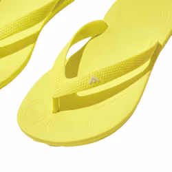FitFlop Girls Ergonomic iQushion Flip Flops - 12 UK Child, Yellow