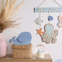Petit Cheri Resin Whale Snowglobe