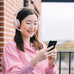 Logitech Zone Wireless 2 ES Headset Wired & Wireless Head-band Calls/Music USB Type-C Bluetooth Rose - Additional view 3
