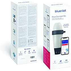 Blue Connect Go de Blueriiot â Gre 73014 â Smart water analyzer that measures the main parameters of your pool or spa (pH, temperature, ORP)