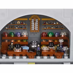 LEGO Harry Potter Hogwarts Castle Building Toy | LEGO Hogwarts Castle - Additional view 6