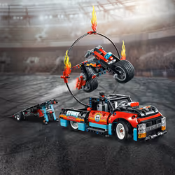 LEGO Technic Stunt Show Truck & Bike 42106 - Additional view 6
