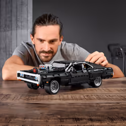 LEGO Technic Fast & Furious Dom's Dodge Charger 42111