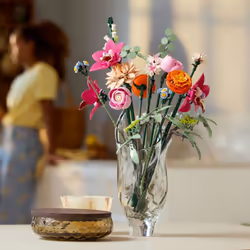 LEGO Botanicals Pretty Pink Flower Bouquet 10342 - Additional view 10