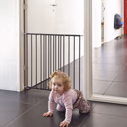 Safetots Extending Metal Gate 62.5cm-106.8cm - Black