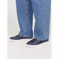 Jack & Jones 12203642_2078_1112981.25, Do not wash Do not bleach Do not iron Drip line drying Tumble drying possible at a nor ...
