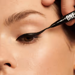 One Move Liquid Eyeliner | Black Gel Liner | Liquid Form | Waterproof | Quick-Drying | Smudge Proof | High Pigmentation | Vegan - Additional view 5