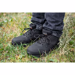 NEO tools 82-156-42 safety footwear