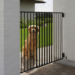 Outdoor Extendable Dog Gate Barrier