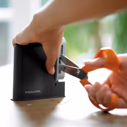 Easy To Use Scissor Blade Sharpener - Fiskars Scissors Clipsharp -  sharpener fiskars scissors clipsharp
