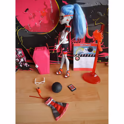 Monster High Ghoulia Yelps Physical deaducation by Mattel