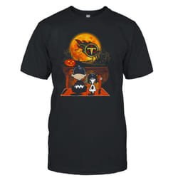 Snoopy And Charlie Brown Tennessee Titans Sitting Under Moon Halloween 2023 T-shirt - XXL