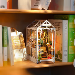 ROBOTIME TGB06 DIY miniature house/book nook DIY book nook - Additional view 6
