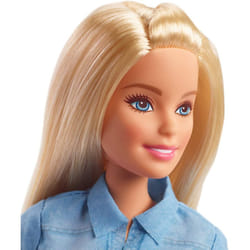 Barbie Travel Doll & Accessories Dreamhouse Adventures Suitcase Pet Puppy Mattel
