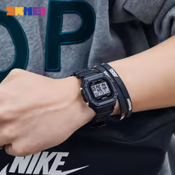 SKMEI Fashion Mil itary Men Digital Watch  Outdoor Sport Watch 5Bar Waterproof Alarm Clock - Black White