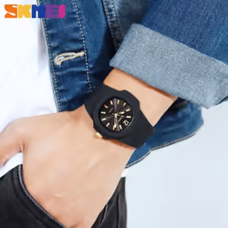 SKMEI Fashion Men Watches Simple Quartz Wristwatches 50M Waterproof Outdoor Sport Watch - Black