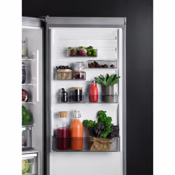 AEG Series 8000 ORC8M321CX 925993637 fridge-freezer Freestanding 328 L C Stainless steel