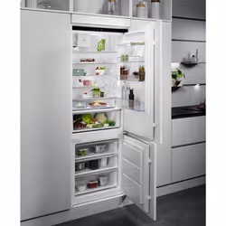 AEG Series 7000 NSC7G752ES 925975020 fridge-freezer Built-in 376 L E White