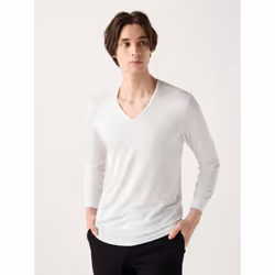 Uniqlo Japan HeaTTech V Neck T  9 4 sleeVes - 00 WHITE/XS
