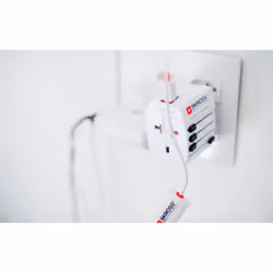 Skross MUV USB power plug adapter Universal White - Additional view 6