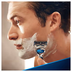 4 x Gillette Fusion ProShield Chill Men's Replacement Cooling Tech Razor Blades