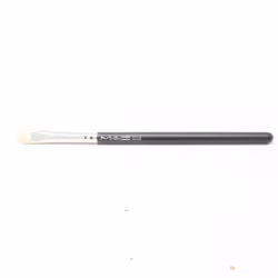 Mac 239S Synthetic Eye Shader Brush / New