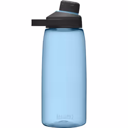CAMELBAK Chute Mag Everyday Water Bottle - BPA Free - Leak-proof Design - Magnetic Cap - 1 Litre, True Blue
