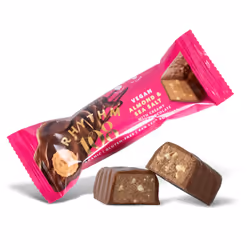 Rhythm 108 Sweet 'n' Salty Almond Swiss Chocolate Bar 33 g - Pack de 15