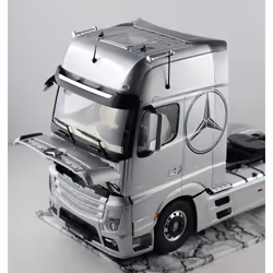 Italeri Mercedes Benz Actros MP4 Gigaspace Truck/Trailer model Assembly kit 1:24 - Additional view 7
