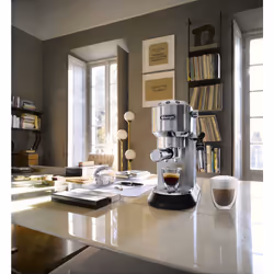 De’Longhi Dedica Style EC 685.M Semi-auto Espresso machine 1.1 L - Additional view 8