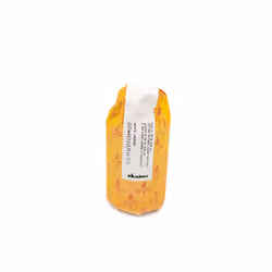 Davines This is an Oil Non Oil  For Natural Look with Hydrated Texture  Smooth Frizz Without Residue  8.45 Fl. Oz.