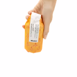 Davines This is an Oil Non Oil  For Natural Look with Hydrated Texture  Smooth Frizz Without Residue  8.45 Fl. Oz.