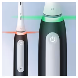 Oral-B iO 3 Matte Adult Vibrating toothbrush Black, White - Additional view 6
