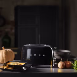 Smeg TSF01BLUK toaster 6 2 slice(s) 950 W Black - Additional view 4