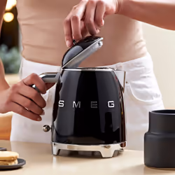 Smeg KLF05BLUK electric kettle 0.8 L 1400 W Black - Additional view 6