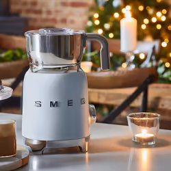 Smeg MFF11PBEU milk frother/warmer Automatic Blue - Additional view 6