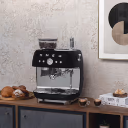Smeg EGF03BLUK coffee maker Manual Espresso machine 2.4 L - Additional view 6