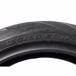 Pirelli Diablo Rosso III 150/60 ZR17 Rear Motorcycle Tire with Keychai