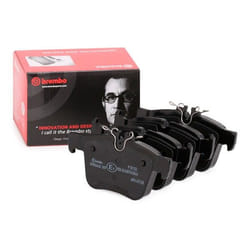 BREMBO P 50 122 Brake pad set prepared for wear warning indicator with anti-squeak plate without accessories MERCEDES-BENZ: C-Class Coupe