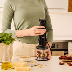 Braun MultiQuick 3 MQ30201M 0.6 L Immersion blender 900 W Black, Satin steel